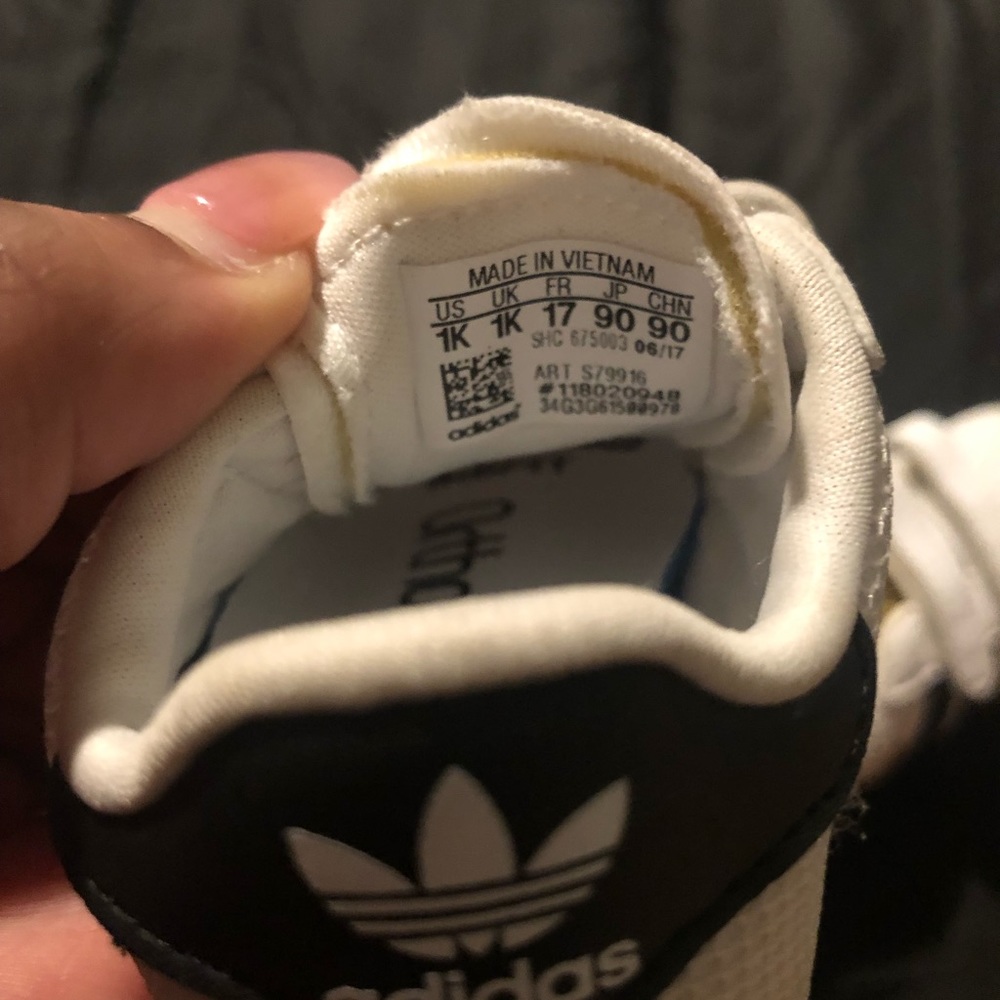 Baby Adidas - Picture 2 of 5